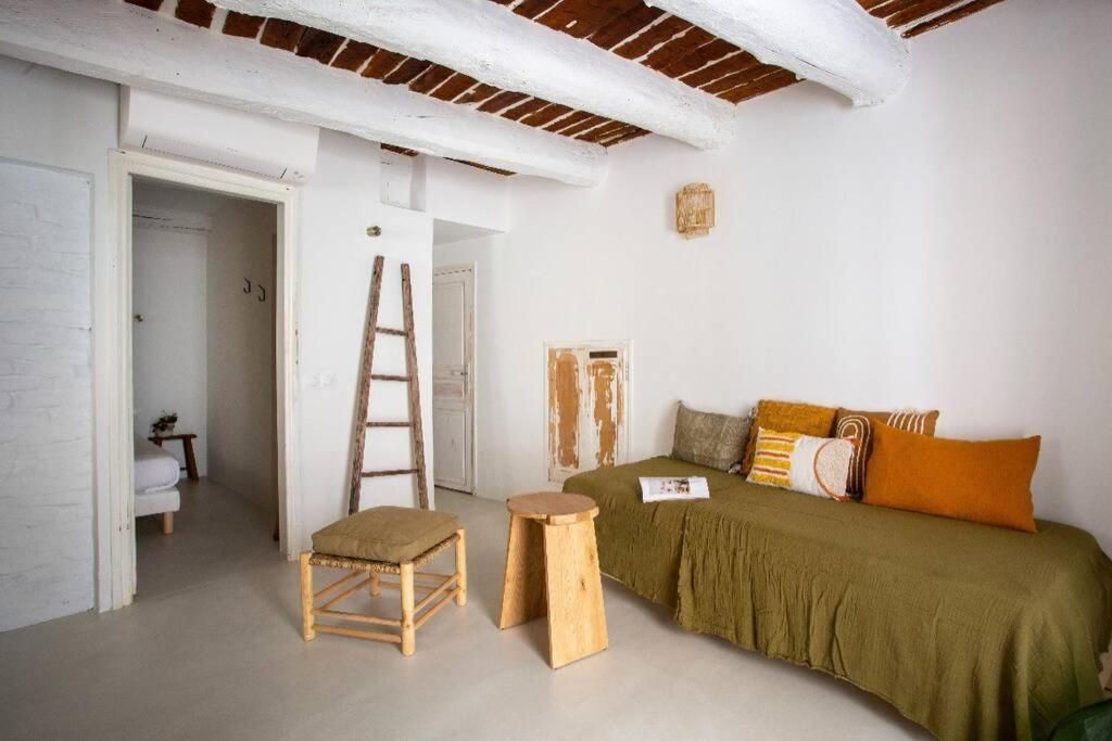Vieil Antibes, Plage De Sable, Avec Parking Экстерьер фото